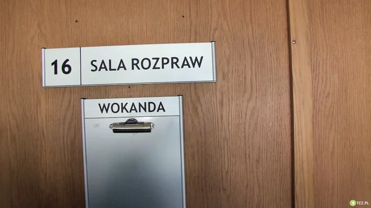 Afera plakatowa. Prokuratura wniosła akt oskarżenia przeciwko prezydentowi