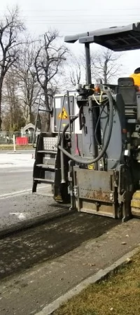Przedwojenna kostka znajdowała się pod warstwą asfaltu