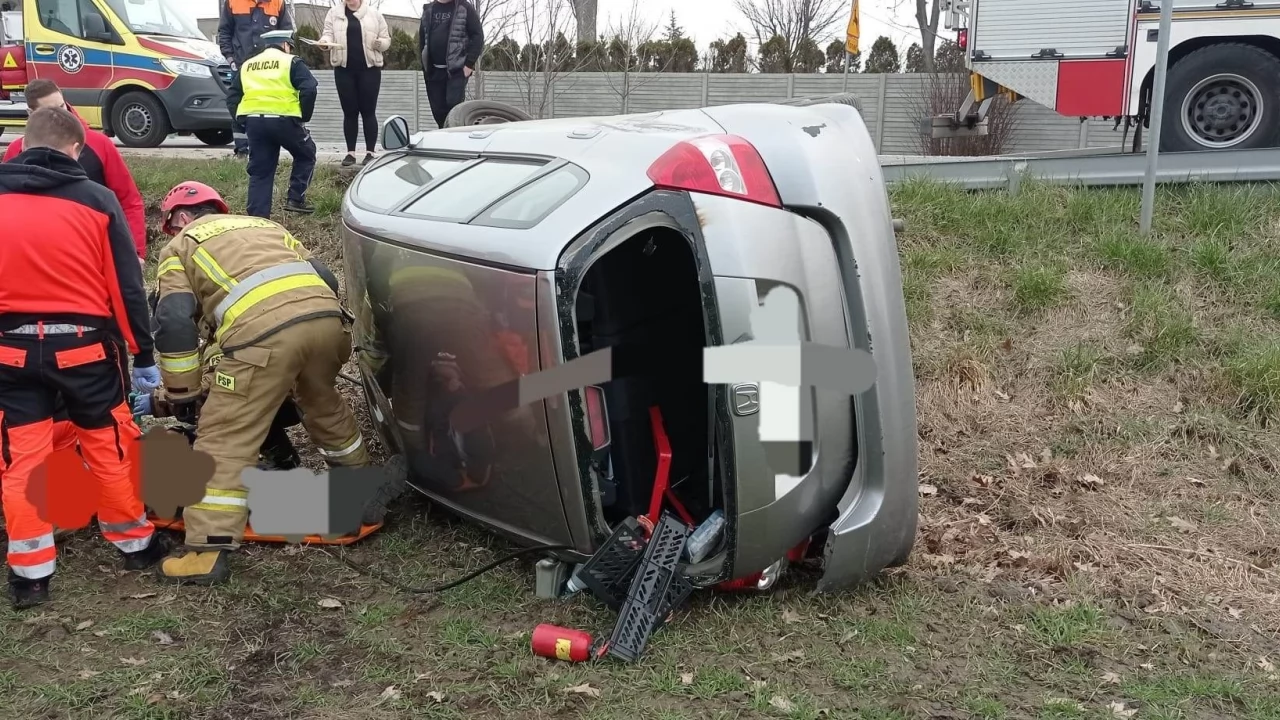 Wypadek na dk 91. Na miejscu śmigłowiec LPR
