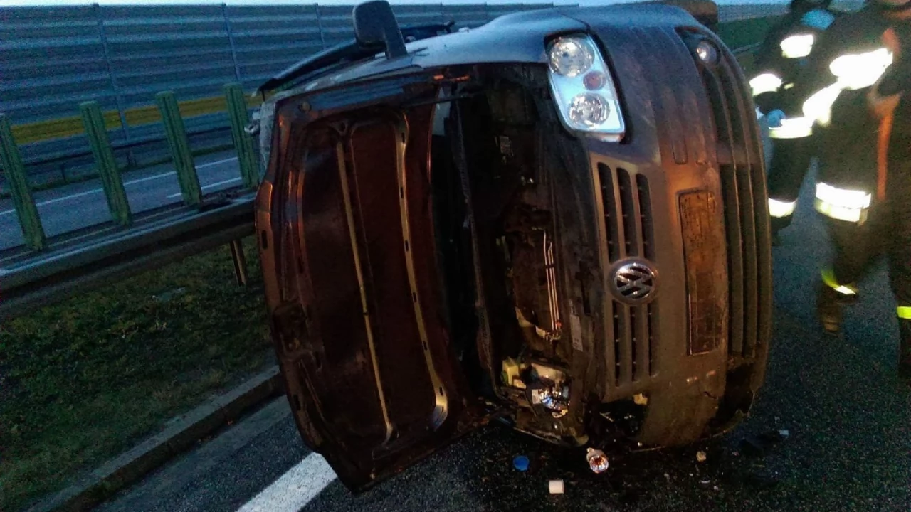 Zablokowana autostrada A1, dwie osoby poszkodowane [Aktualizacja]