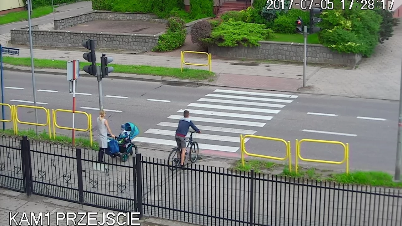 Przejście przy "ósemce" zostało objęte monitoringiem