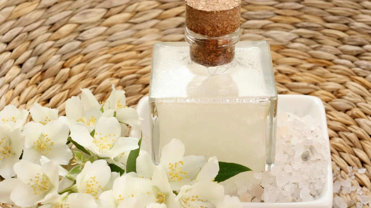 Najlepsze perfumy męskie o zapachu jaśminu