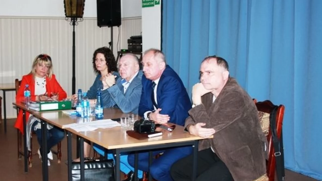 "Jesteśmy i będziemy w Europie". Działacze PO z Tczewa jadą na marsz do stolicy