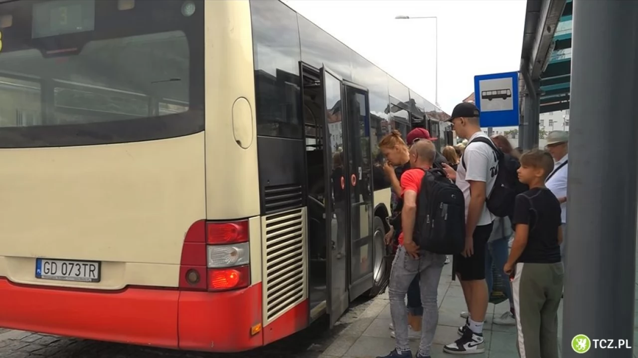 Bezpłatna komunikacja miejska od jutra