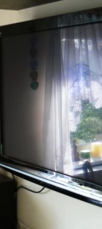 Włamywacze ukradli m. im. telewizor plazmowy (fot. niezwiązana z miejscem zdarzenia)