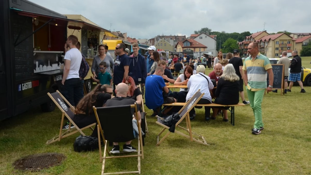 Ale pysznie! Na bulwarze zagościły food trucki