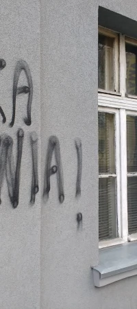 Pomazana elewacja na Wojska Polskiego