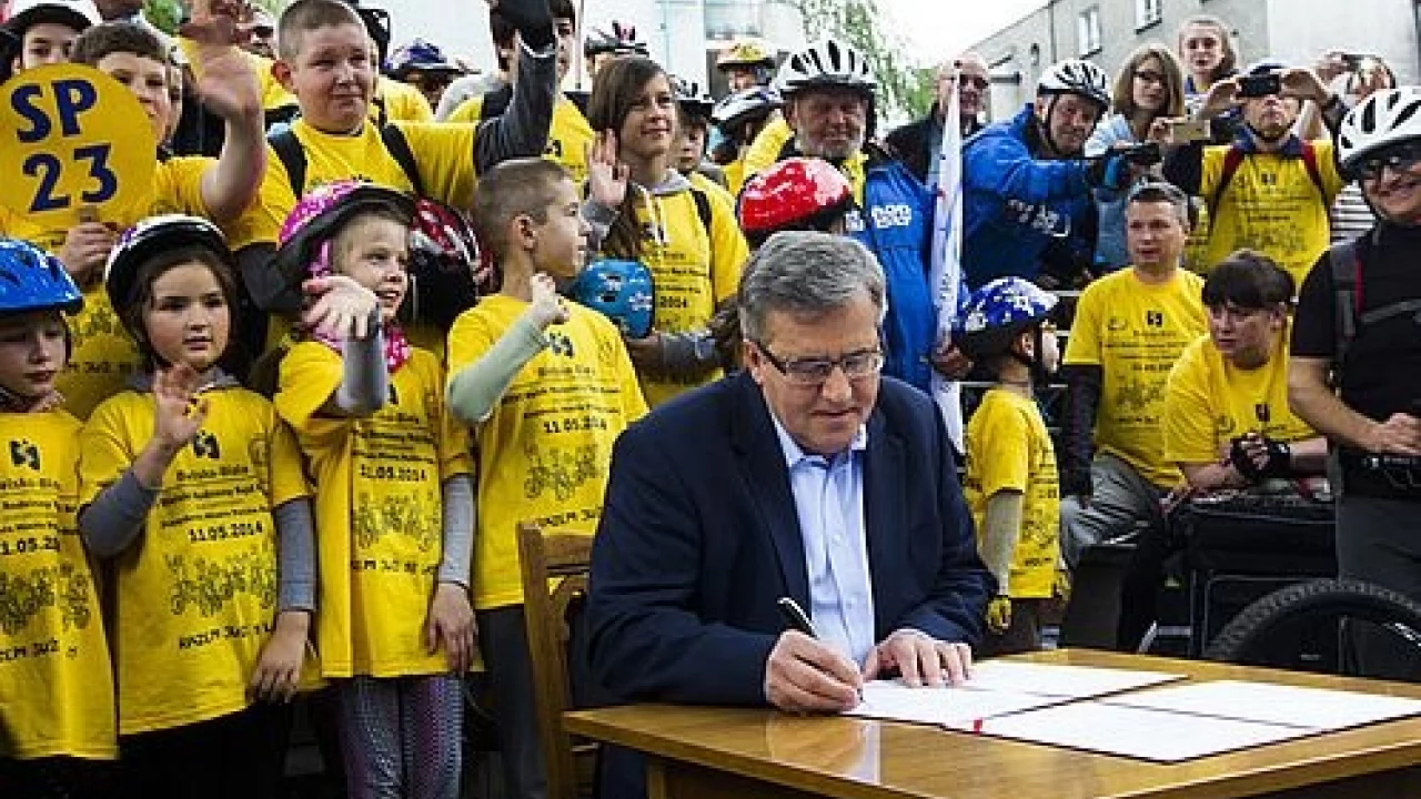 Już można legalnie jeździć rowerem po wałach