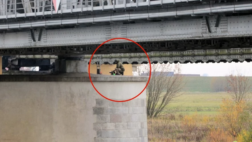 Sprawca podłożenia "ładunku" wciąż bezkarny. Jego działanie spowodowało 4 tysiące minut opóźnień pociągów!