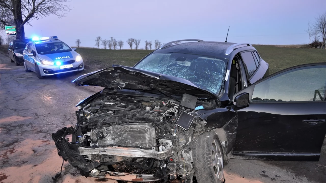 Wypił i wsiadł za kółko. Dwie osoby w szpitalu