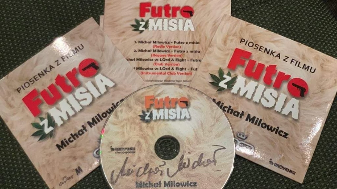 "Futro z misia". Płyty z autografem Michała Milowicza rozdane