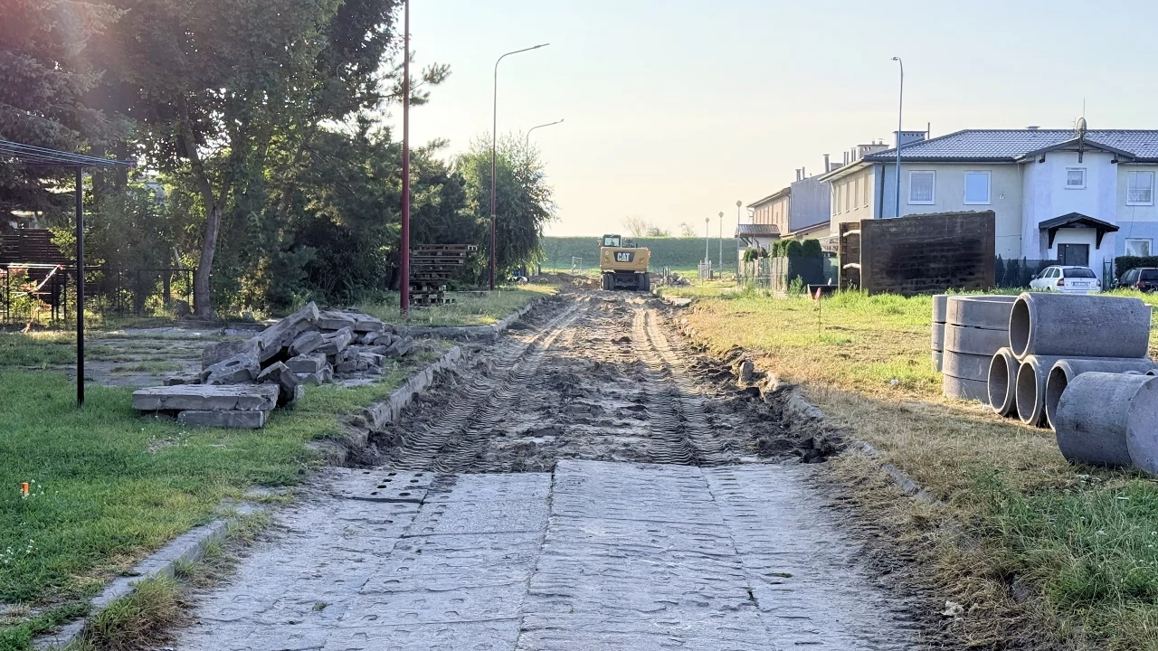Ulice Okrętowa i Mieszka I w przebudowie