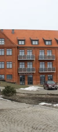 Budynek dawnego koszarowca zaadaptowano na hotel