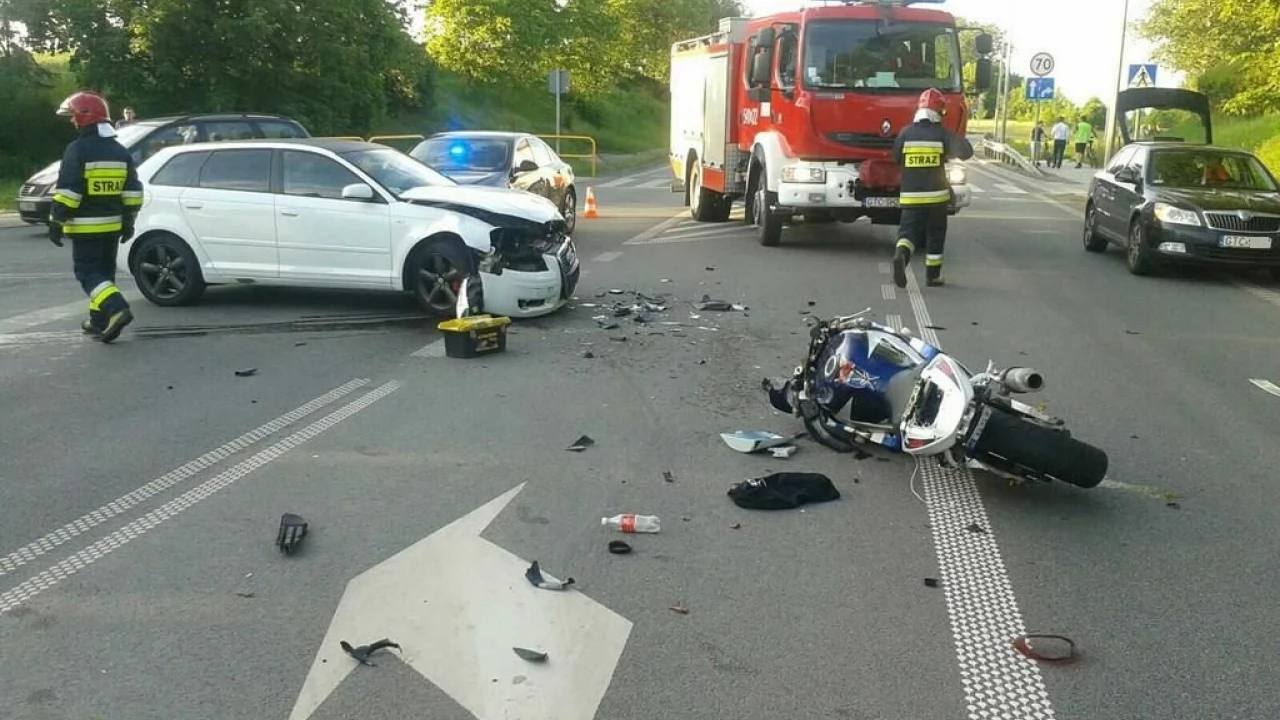 Zablokowana dk 91. Poważne zderzenie audi i motocykla