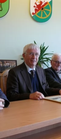 Od prawej dr Waldemar Affelt, prof. Zbigniew Cywiński, prof. Wieland Ramm i mgr inż. Maciej Malinowski