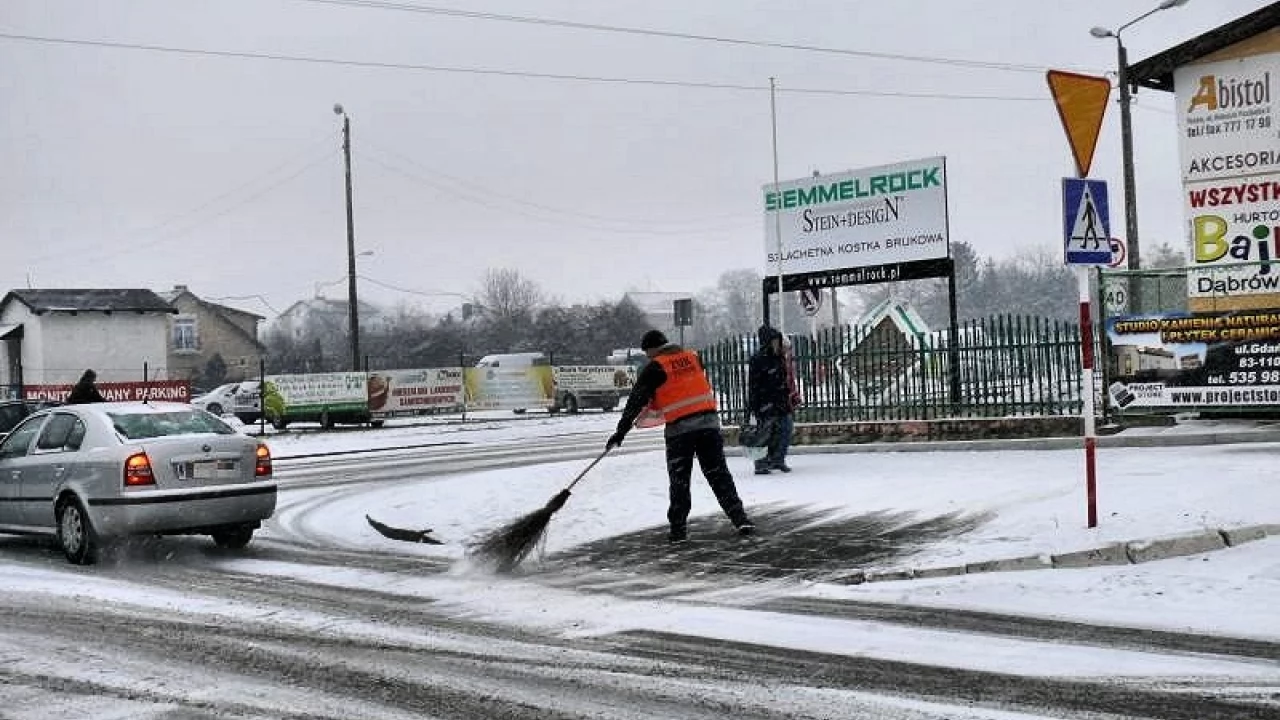 Synoptycy: Uwaga - zawieje i zamiecie śnieżne