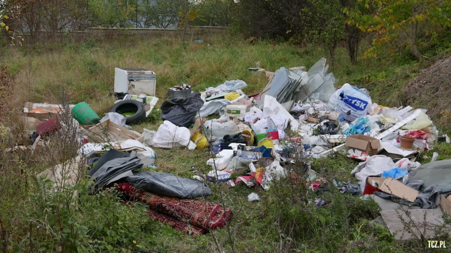 NIE - legalne wysypisko na Rokitkach z dnia 18.10.2016 roku