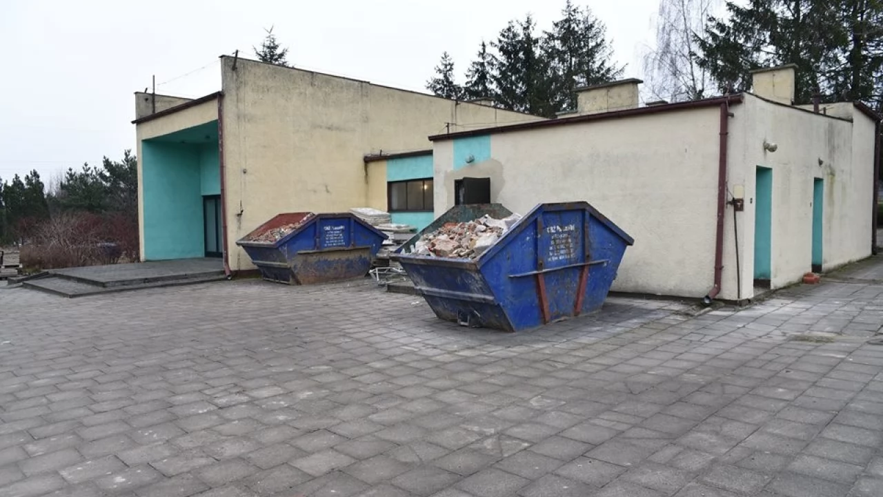 ZUK przejął cmentarz. Na początek remont Domu Pogrzebowego