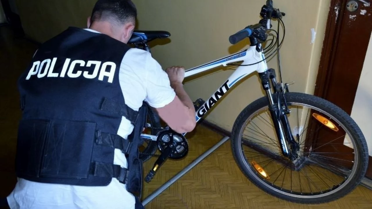 Plaga rowerowych kradzieży. Jak nie paść ofiarą złodziei?