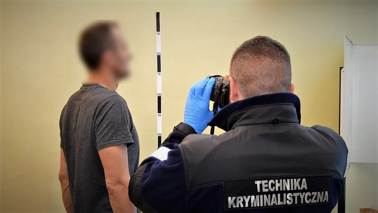 Długa lista przewinień braci. Uważnych mieszkańców zaniepokoił krążący po okolicy VW