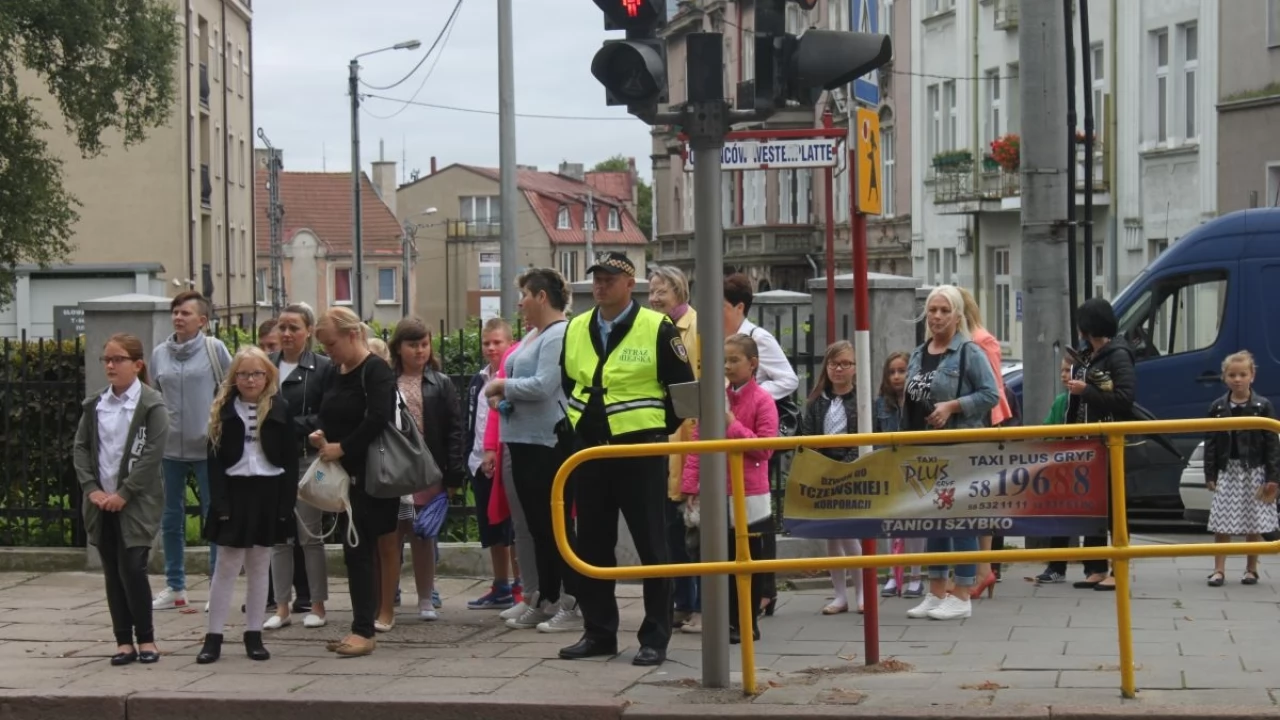 Strażnicy przy szkołach - akcja do 15. września
