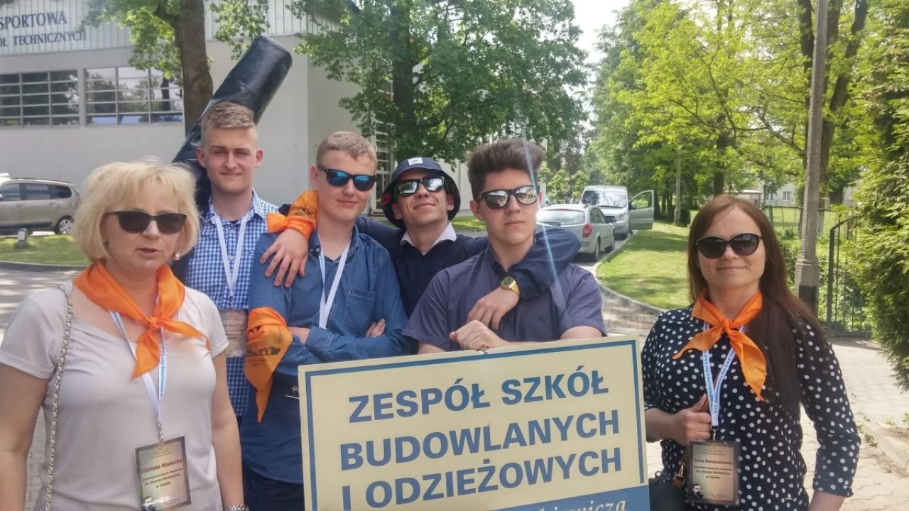  Zlot Szkół Sienkiewiczowskich z tczewską reprezentacją. Było spotkanie z... prawnuczką pisarza