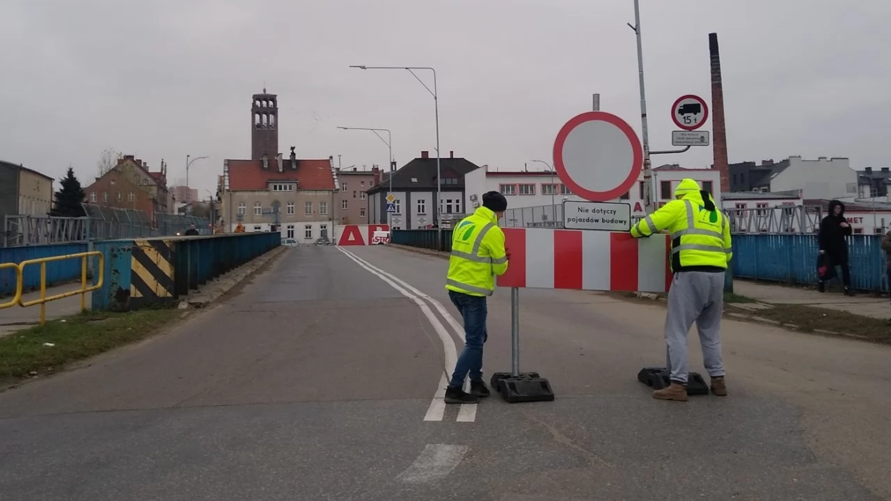 Zmiany w kursowaniu autobusów w związku z zamknięciem wiaduktu