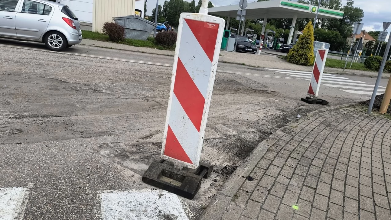 Łatają dziury w Tczewie