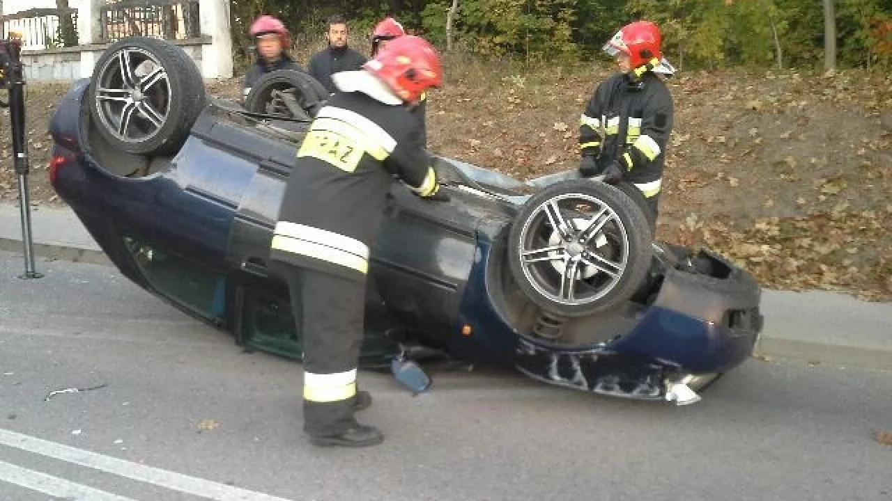 Rokitki. Dachowało audi