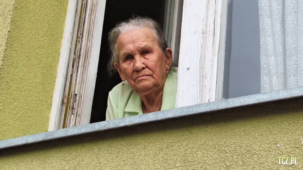 86-latka sprzedana z mieszkaniem musi opuścić lokal na Suchostrzygach