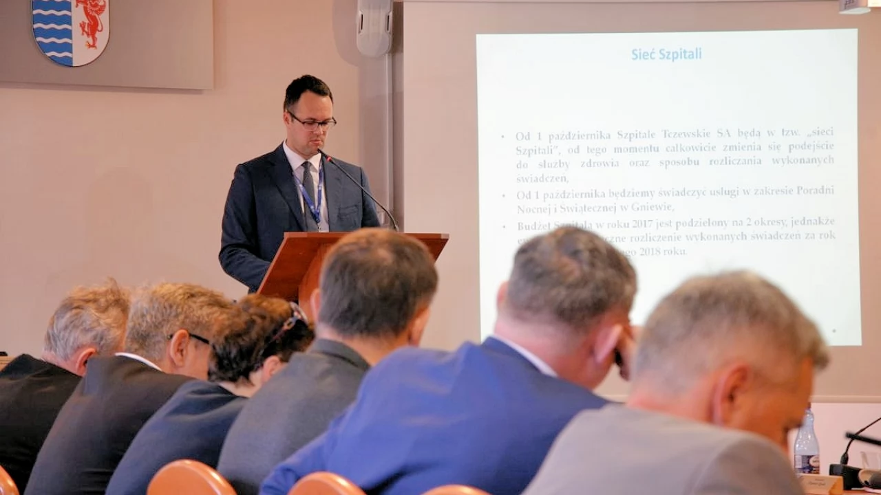 "Ratujmy szpital!". Na sesji o sytuacji medycznej spółki
