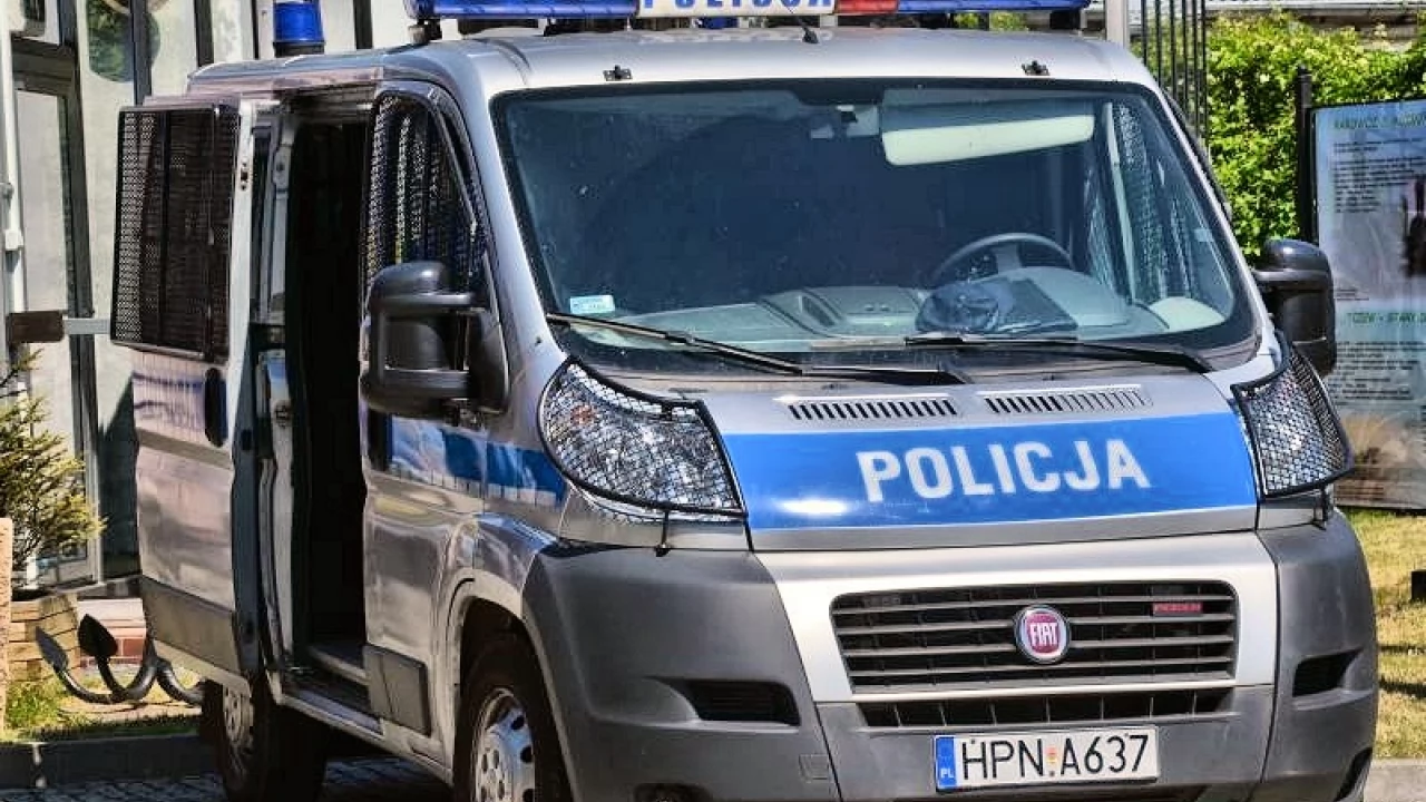 Czym jeździ policja? "Niektóre auta mocno wyeksploatowane"