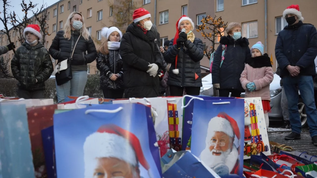 Świątecznie na Suchostrzygach. Były prezenty i choinka