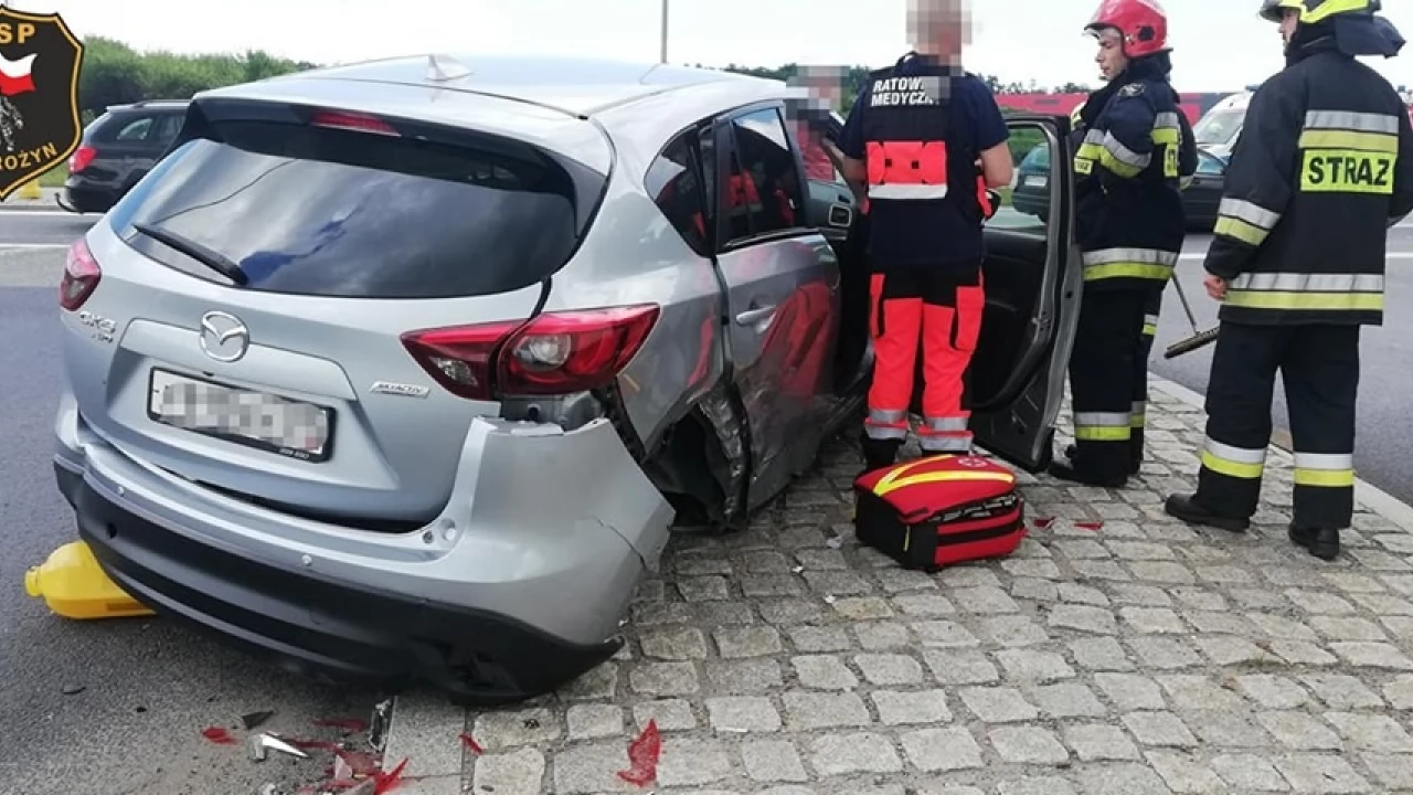 Wypadek w Swarożynie. Zderzyły się dwie osobówki