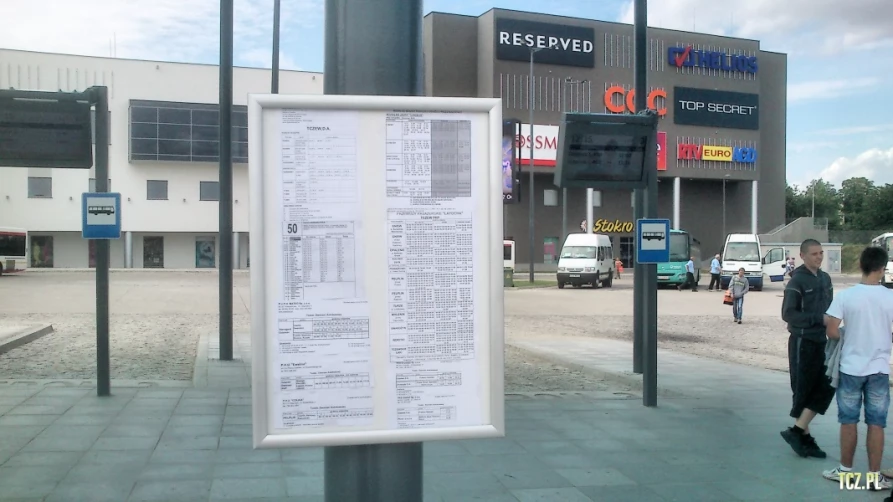 Na dworcu autobusowym pojawiły się tradycyjne rozkłady drukowane