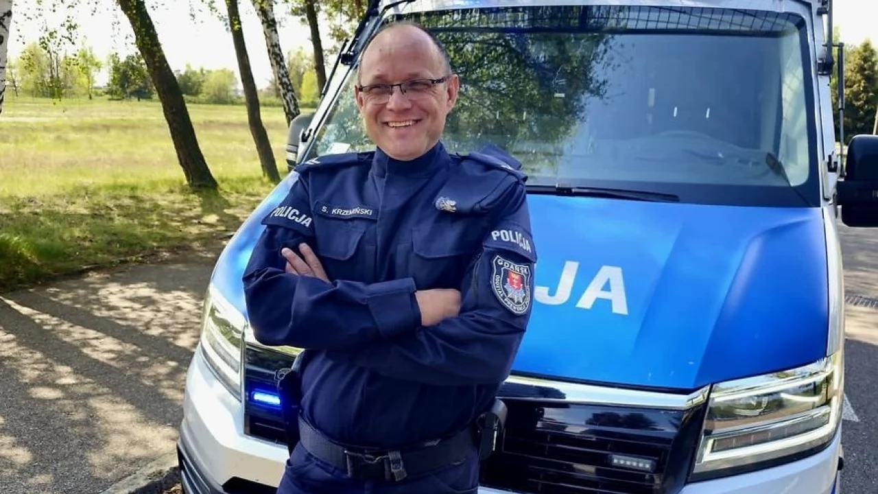 Wieczorem wypił pół litra wódki, rano wsiadł za kółko. Trafił na policjanta po służbie