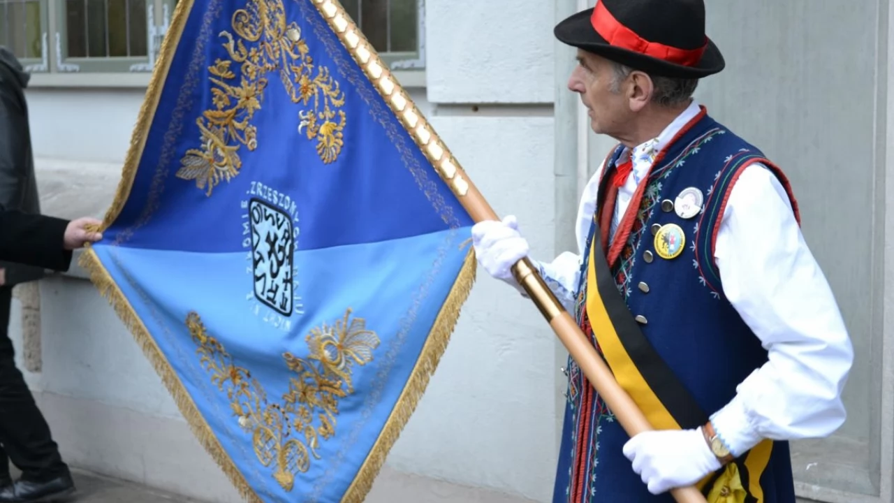 Nowy sztandar Zrzeszenia Kaszubsko - Pomorskiego