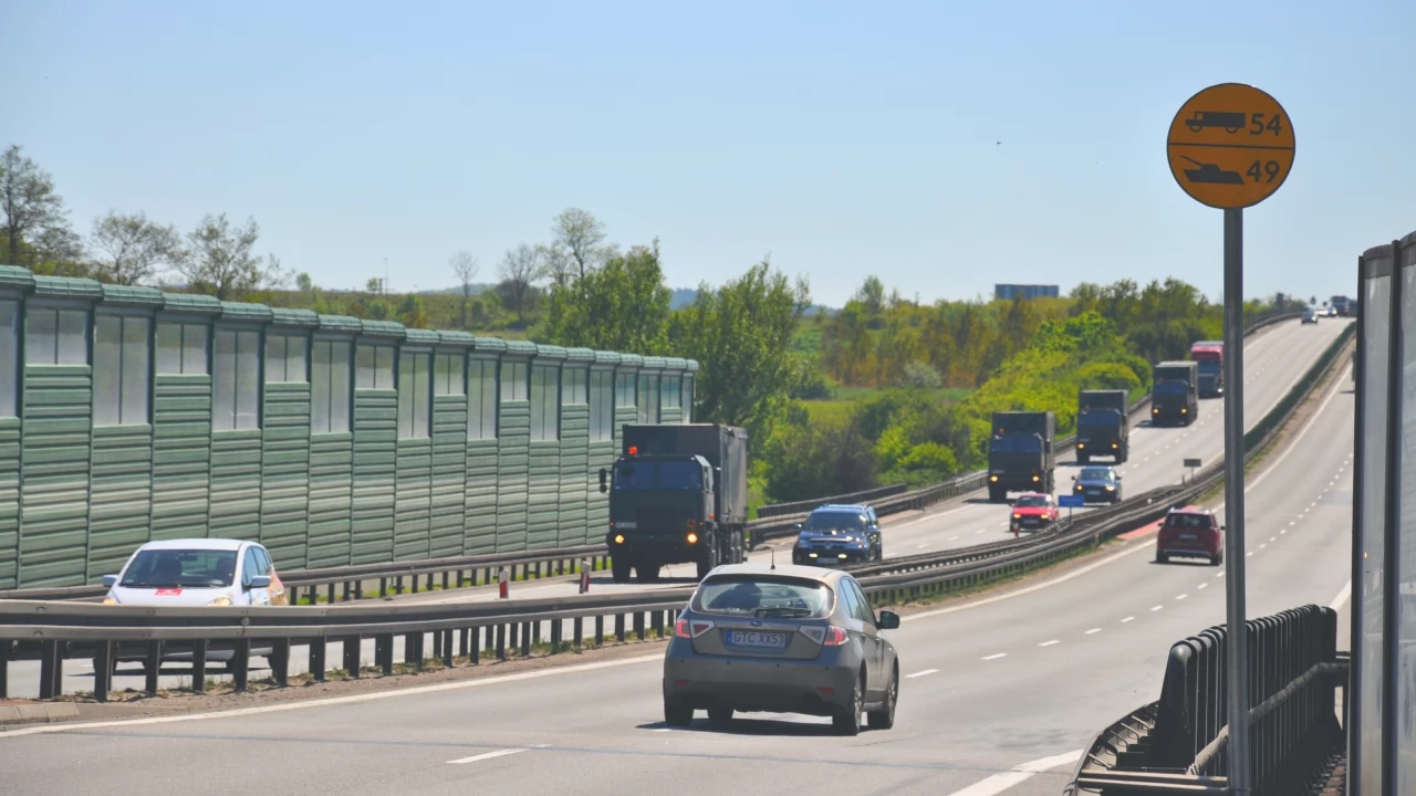 Jutro możliwe utrudnienia drogowe - na trasy wyjadą kolumny amerykańskiego wojska