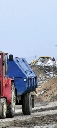 Niestety, wciąż wiele śmieci nie trafia na wysypisko, ale na łono natury