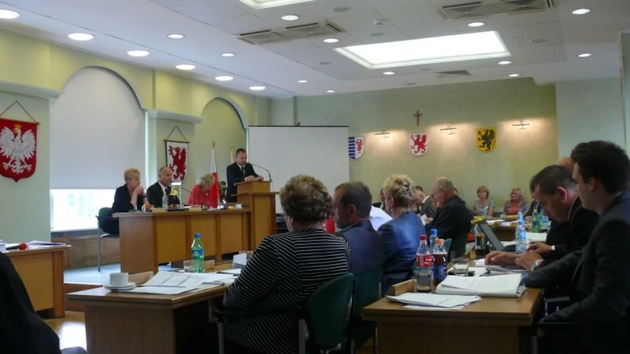 Chcemy igrzysk, czy chleba? 336 tys. zł na organizację wystawy poróżniło radnych