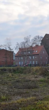 Na tej działce ma powstać kamienica, a w miejscu gotyckich ruin - nieutwardzony parking