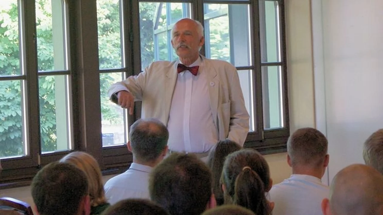 Janusz Korwin-Mikke przedstawiał w Tczewie swoją polityczną wizję