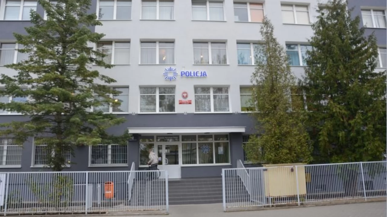 Zgubiłeś komórkę w autobusie jadącym do Subków? Czeka na komendzie