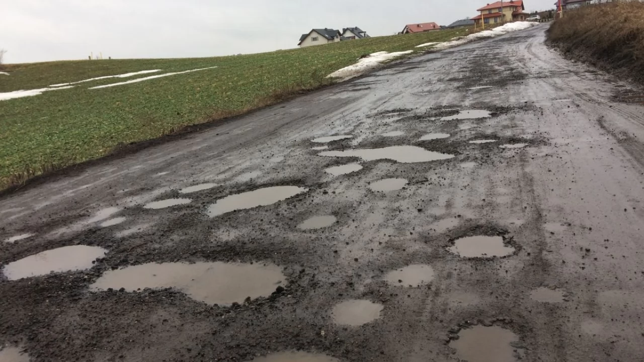 "To najgorsza ulica w Tczewie". Będzie doraźne łatanie