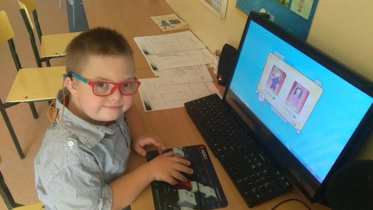 "Jedynka dzieciom" organizuje zajęcia dla dzieci z niepełnosprawnościami