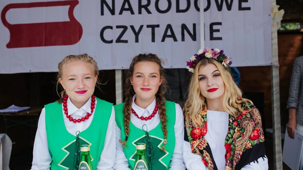 Tczew czytał "Wesele"