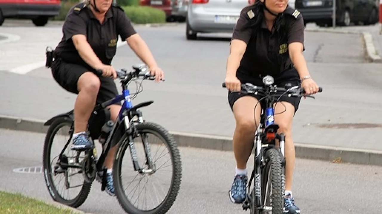 W weekendy strażnicy przesiadają się na rowery