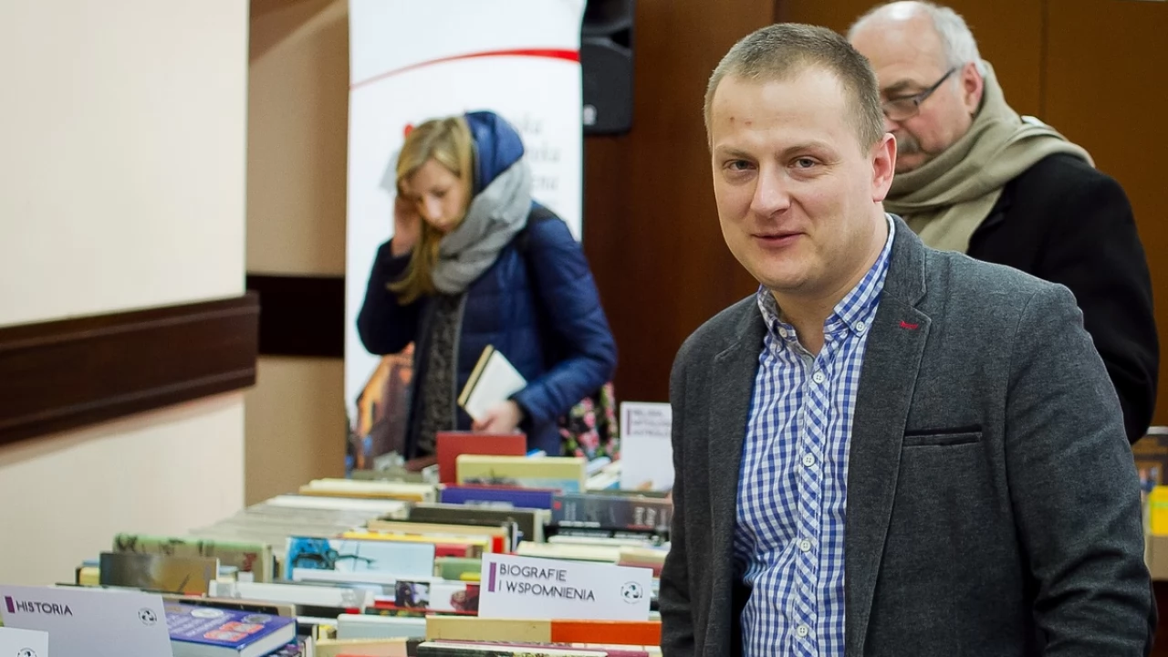 "Przeczytałeś - podaj dalej". Tczewianie wymieniali się książkami