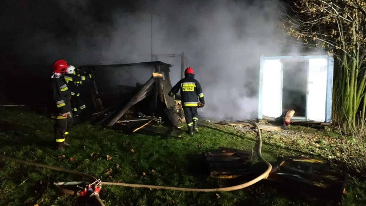 Szerbięcin. Jedna osoba poszkodowana w pożarze