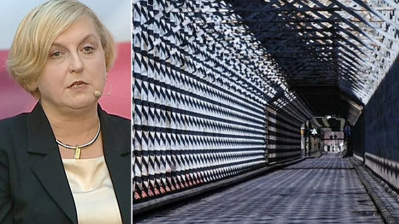TVN24.pl: Fotyga poszuka pieniędzy na remont. "Ten most to symbol polskiej walki"